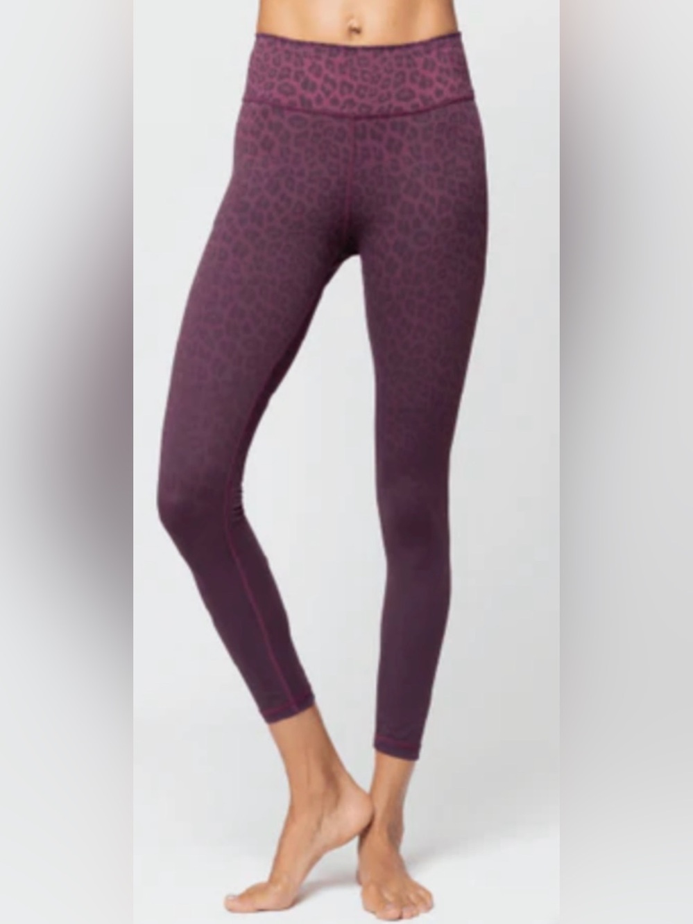 NWOT VIE ACTIVE ROCKELL 7/8 LEGGINGS